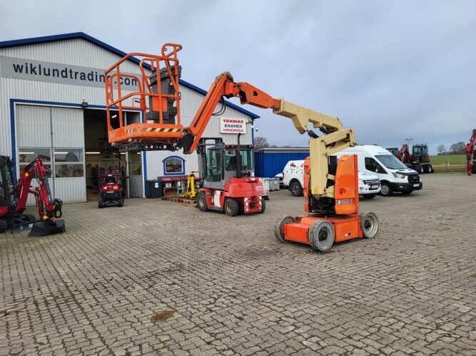Lift JLG E300AJP